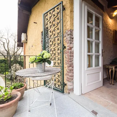 Nocleg ze śniadaniem Cascina San Vito 2*